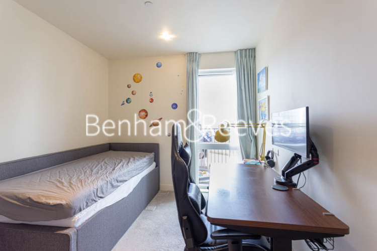 2 bedrooms flat to rent in Thunderer Walk, Woolwich, SE18-image 14