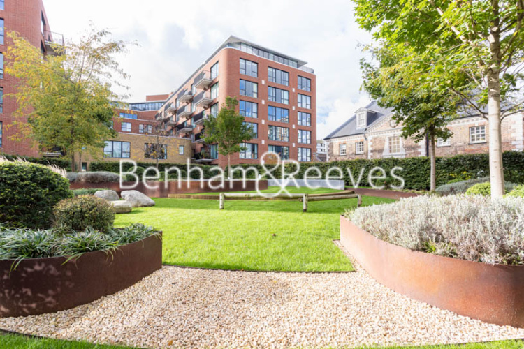 2  bedrooms flat to rent in Thunderer Walk, Woolwich, SE18-image 21