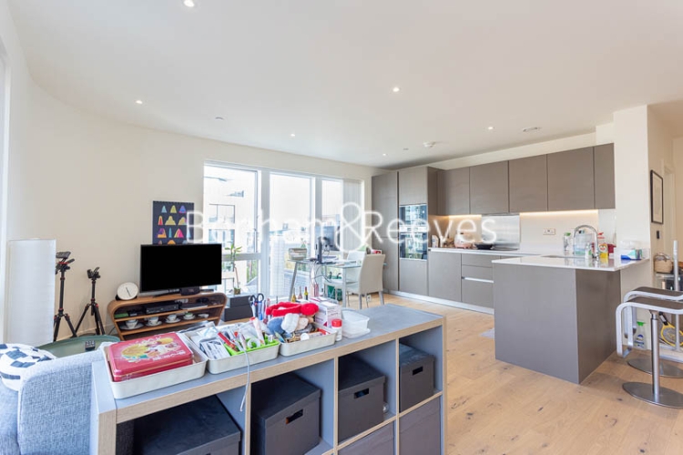 2  bedrooms flat to rent in Thunderer Walk, Woolwich, SE18-image 8