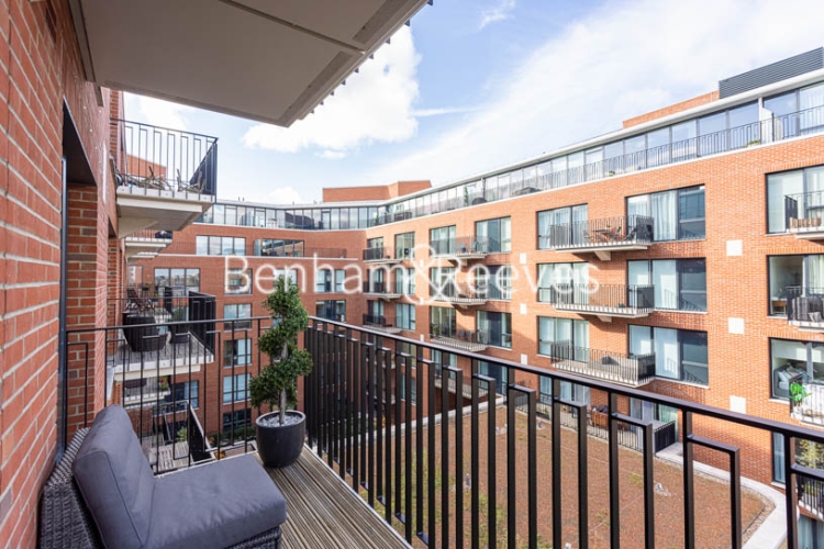 2  bedrooms flat to rent in Thunderer Walk, Woolwich, SE18-image 11