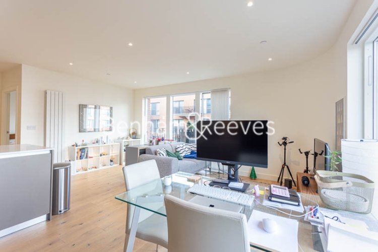 2  bedrooms flat to rent in Thunderer Walk, Woolwich, SE18-image 13