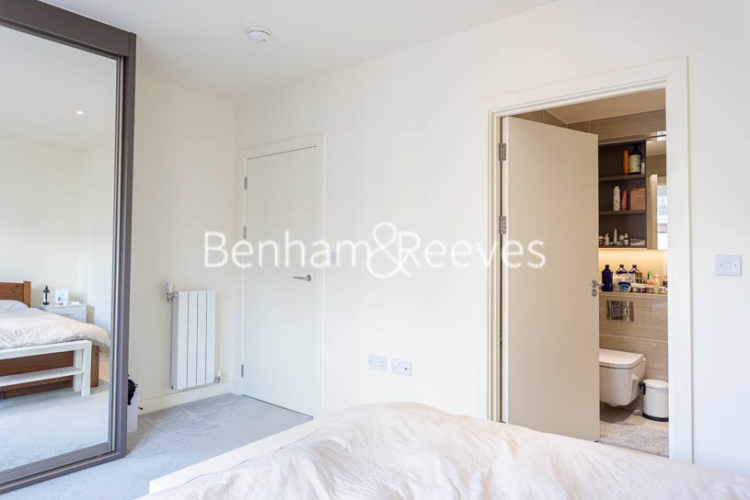 2  bedrooms flat to rent in Thunderer Walk, Woolwich, SE18-image 15