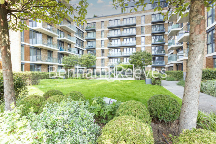 3  bedrooms flat to rent in Victory Parade, Woolwich, SE18-image 6