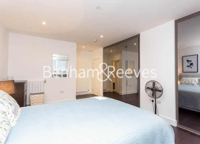 3  bedrooms flat to rent in Victory Parade, Woolwich, SE18-image 23