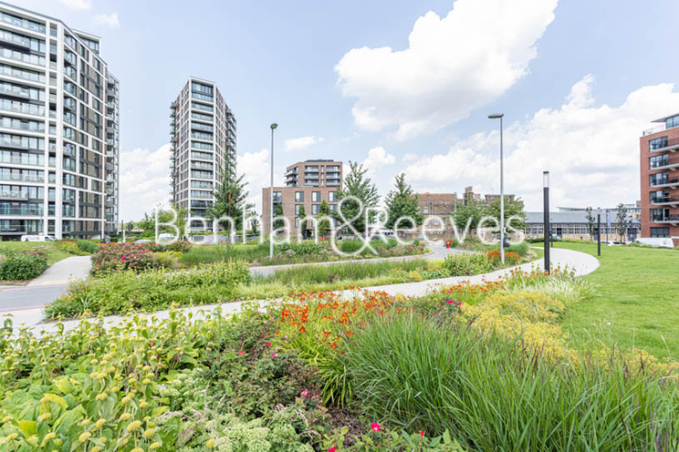 3  bedrooms flat to rent in Victory Parade, Woolwich, SE18-image 26