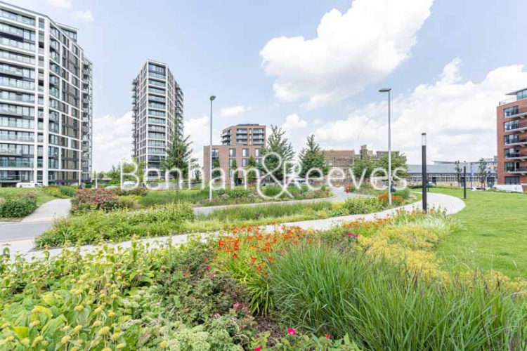 2  bedrooms flat to rent in Duke of Wellington Avenue, Woolwich, SE18-image 12