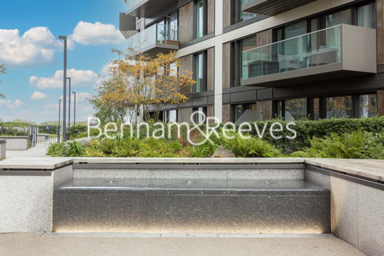 2  bedrooms flat to rent in Duke of Wellington Avenue, Woolwich, SE18-image 22