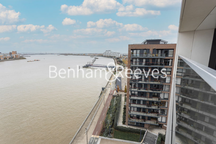 2  bedrooms flat to rent in Duke of Wellington Avenue, Woolwich, SE18-image 23