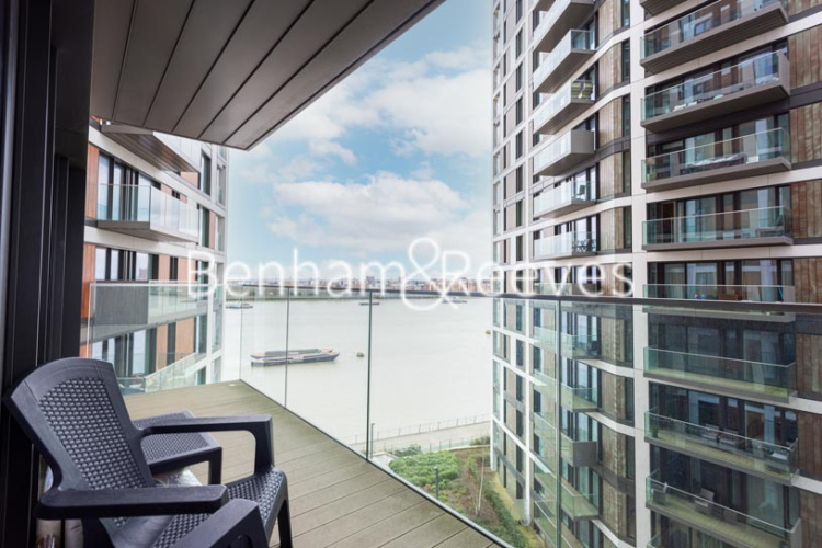 2  bedrooms flat to rent in Duke of Wellington, Woolwich, SE18-image 5