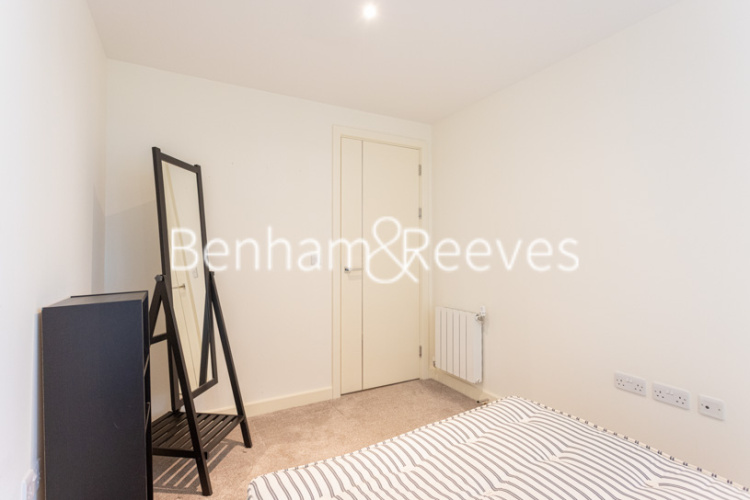 2  bedrooms flat to rent in Duke of Wellington, Woolwich, SE18-image 30