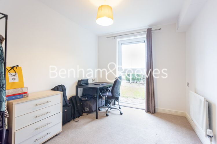 2 bedrooms flat to rent in Erebus Drive, Woolwich, SE28-image 15