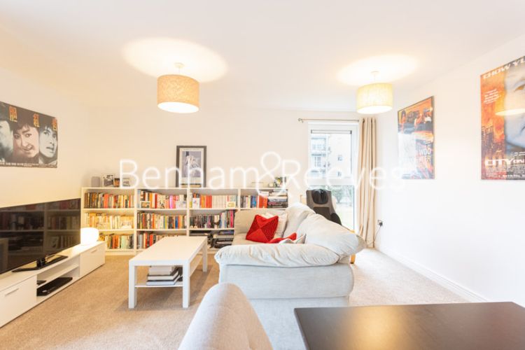 2 bedrooms flat to rent in Erebus Drive, Woolwich, SE28-image 19