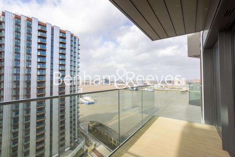 2 bedrooms flat to rent in Duke of Wellington, Woolwich, SE18-image 5