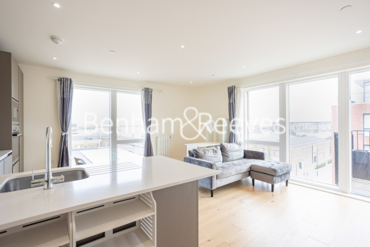 2 bedrooms flat to rent in Royal Arsenal Riverside, Woolwich, SE18-image 1