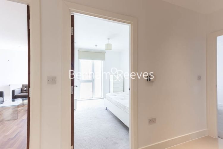 2 bedrooms flat to rent in John Donne Way, Woolwich, SE10-image 18