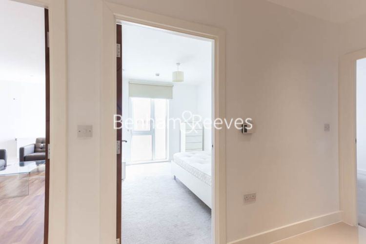 2  bedrooms flat to rent in John Donne Way, Woolwich, SE10-image 18