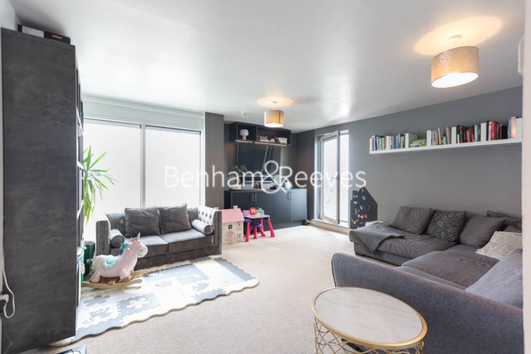 2  bedrooms flat to rent in Erebus Drive, Woolwich, SE18-image 7