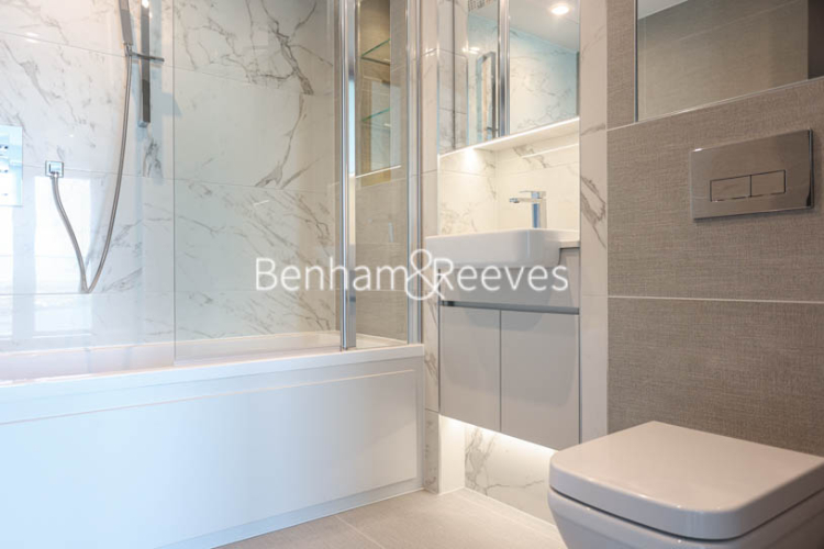 3  bedrooms flat to rent in Brigadier Walk, Royal Arsenal Riverside, SE18-image 4