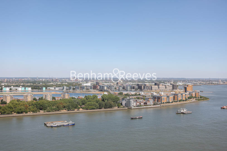 3 bedrooms flat to rent in Brigadier Walk, Royal Arsenal Riverside, SE18-image 12