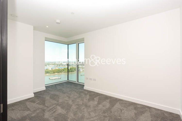 3 bedrooms flat to rent in Brigadier Walk, Royal Arsenal Riverside, SE18-image 20