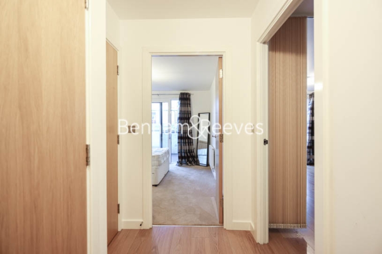 1  bedroom flat to rent in Barge Walk, Woolwich, SE10-image 9