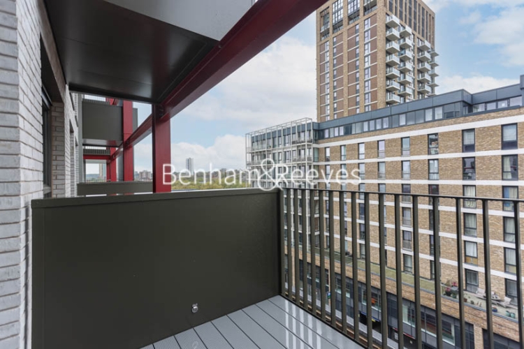 2 bedrooms flat to rent in Windsor Square, Woolwich, SE18-image 5