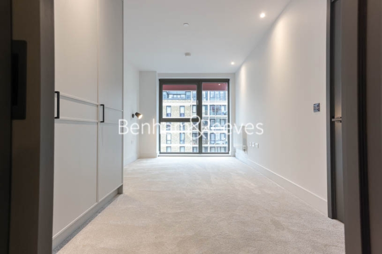 2  bedrooms flat to rent in Windsor Square, Woolwich, SE18-image 10