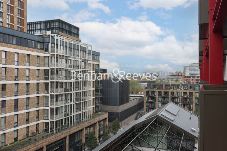 2  bedrooms flat to rent in Windsor Square, Woolwich, SE18-image 12
