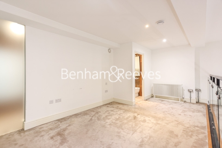 1 bedroom flat to rent in Arsenal Way, Royal Arsenal Riverside, SE18-image 3