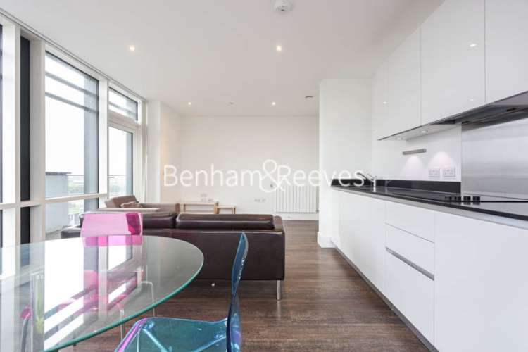 3 bedrooms flat to rent in Royal Arsenal Riverside, Woolwich, SE18-image 7