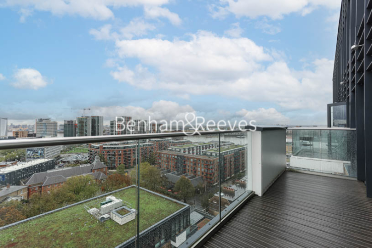 3 bedrooms flat to rent in Plumstead Road, Woolwich, SE18-image 14