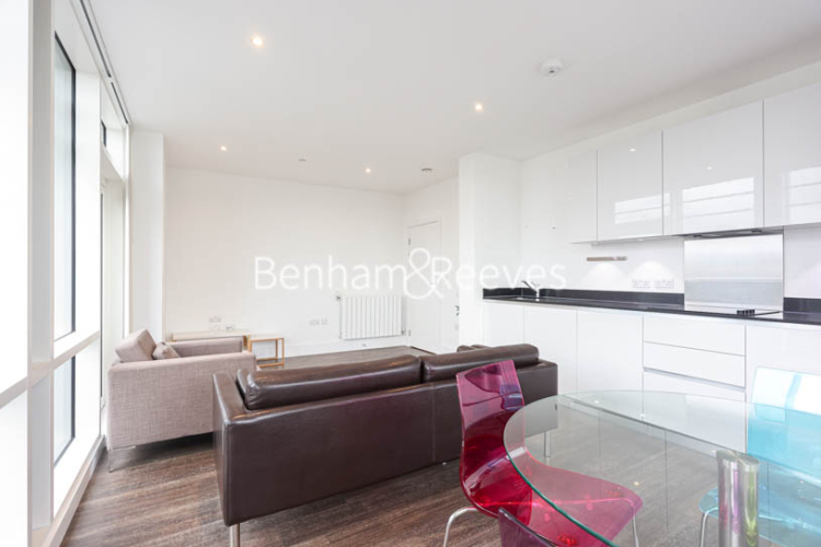 3 bedrooms flat to rent in Plumstead Road, Woolwich, SE18-image 15