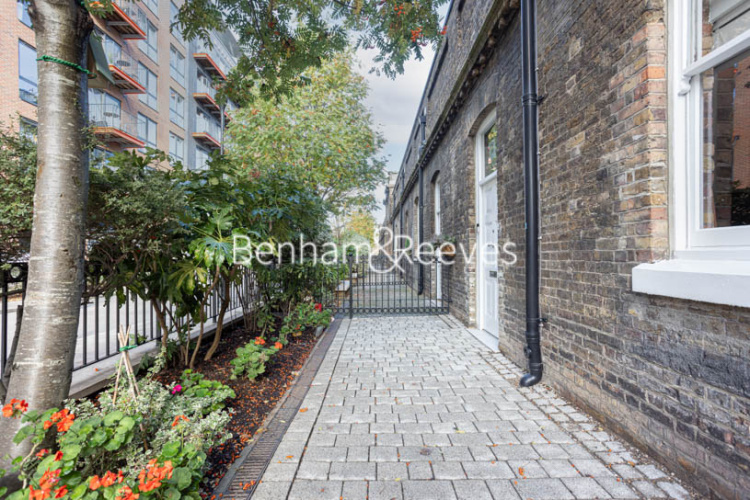 3  bedrooms house to rent in Major Draper Street, Royal Arsenal Riverside, SE18-image 17