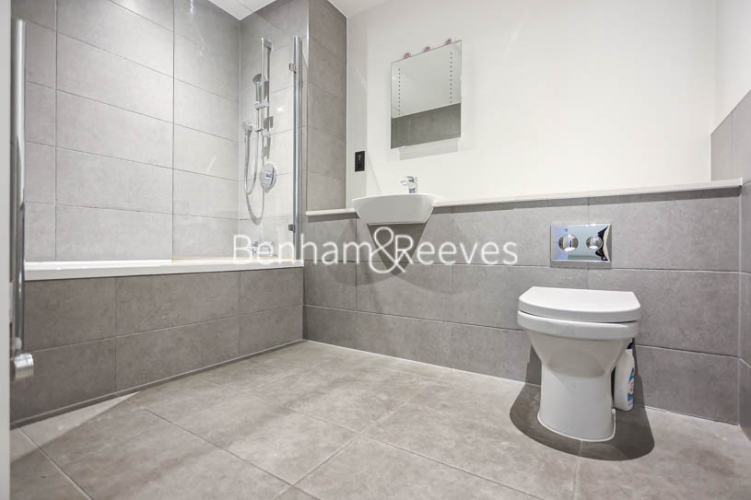 1 bedroom flat to rent in Polytechnic Street, Woolwich, SE18-image 4