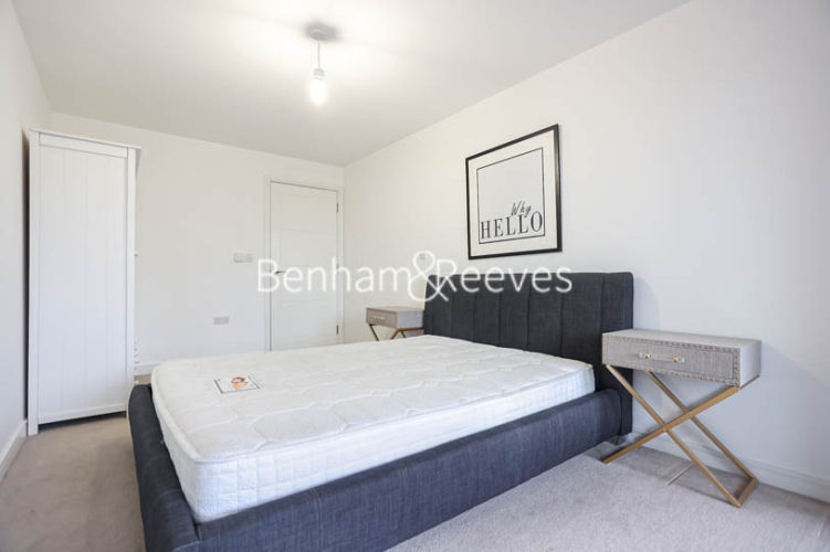 1 bedroom flat to rent in Polytechnic Street, Woolwich, SE18-image 8