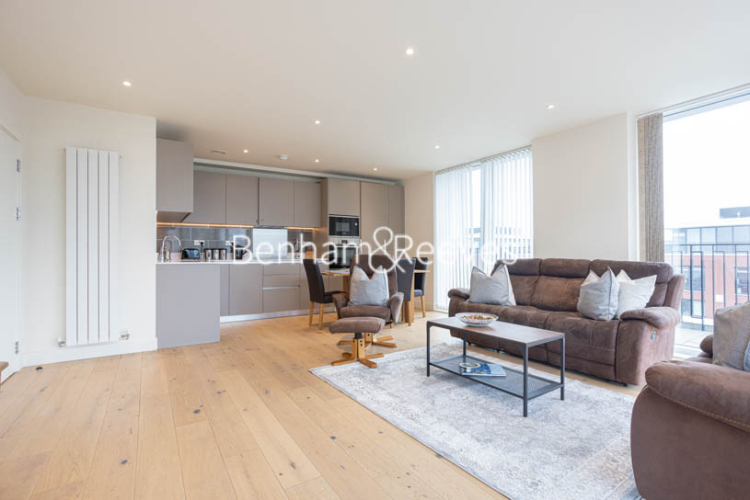 2 bedrooms flat to rent in New Warren Lane, Royal Arsenal Riverside, SE18-image 1