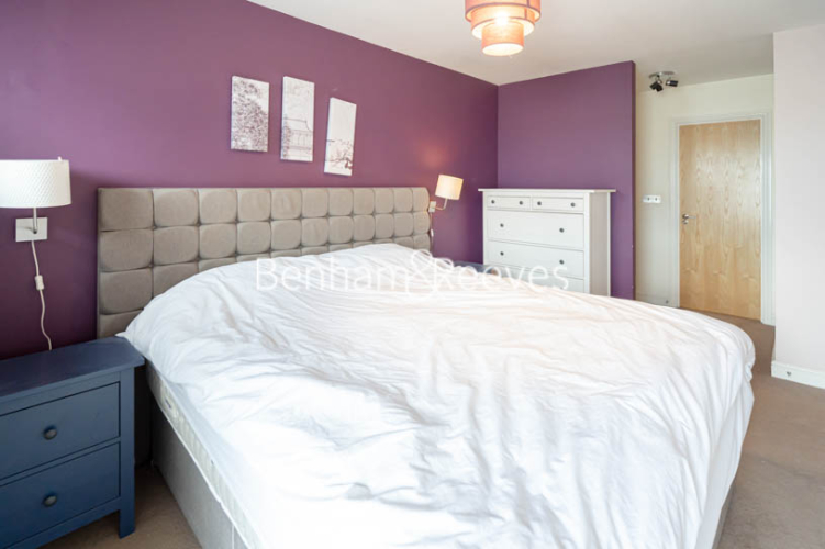 2 bedrooms flat to rent in Portland Place, Greenhithe, DA9-image 3