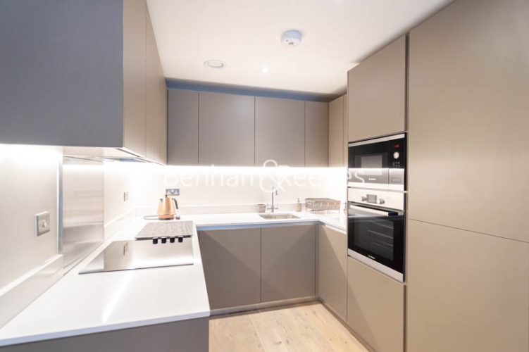 2  bedrooms flat to rent in Royal Arsenal Riverside, Woolwich, SE18-image 2