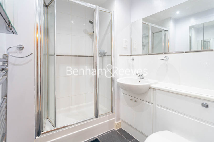 2 bedrooms flat to rent in Erebus Drive, Woolwich, SE28-image 12