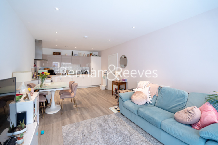 2  bedrooms flat to rent in Brunwell Avenue, Woolwich, SE18-image 11