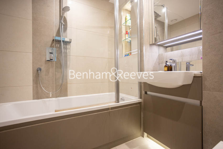 1  bedroom flat to rent in Duke Of Wellington Avenue, Woolwich, SE18-image 4