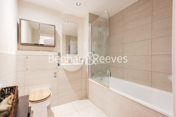 2  bedrooms flat to rent in Love Lane, Woolwich Central, SE18-image 4