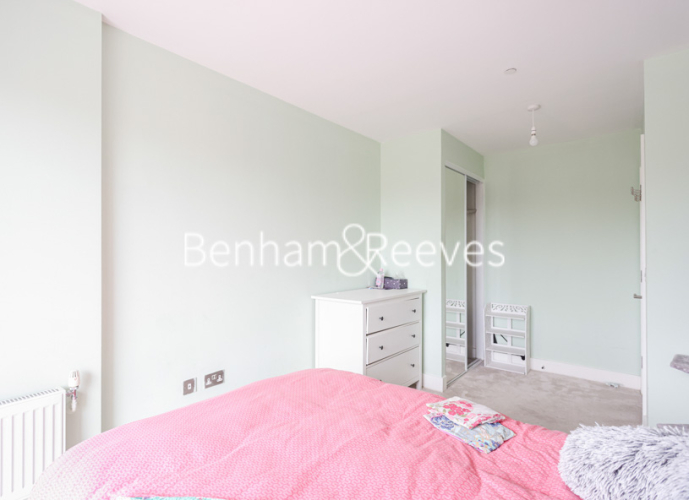 2  bedrooms flat to rent in Love Lane, Woolwich Central, SE18-image 15