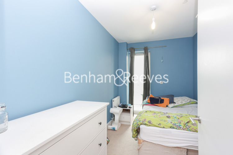 2  bedrooms flat to rent in Love Lane, Woolwich Central, SE18-image 21