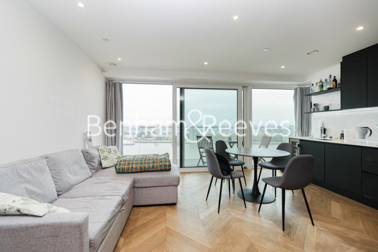 2  bedrooms flat to rent in Brigadier Walk, Royal Arsenal Riverside, SE18-image 1