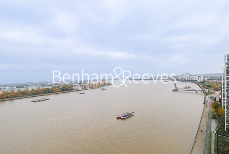 2  bedrooms flat to rent in Brigadier Walk, Royal Arsenal Riverside, SE18-image 6