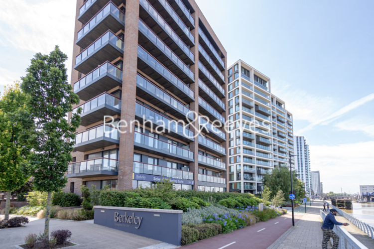 2  bedrooms flat to rent in Duke of Wellington Avenue, Royal Arsenal Riverside, SE18-image 6