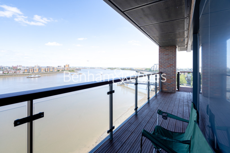 2 bedrooms flat to rent in Duke of Wellington Avenue, Royal Arsenal Riverside, SE18-image 10