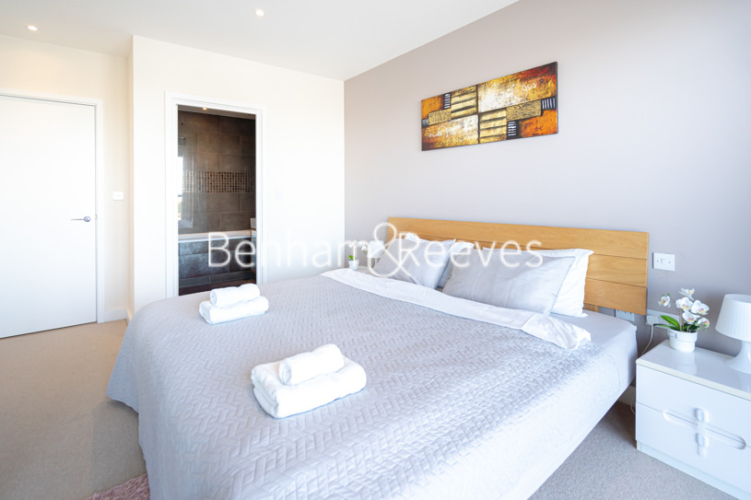 2  bedrooms flat to rent in Duke of Wellington Avenue, Royal Arsenal Riverside, SE18-image 12