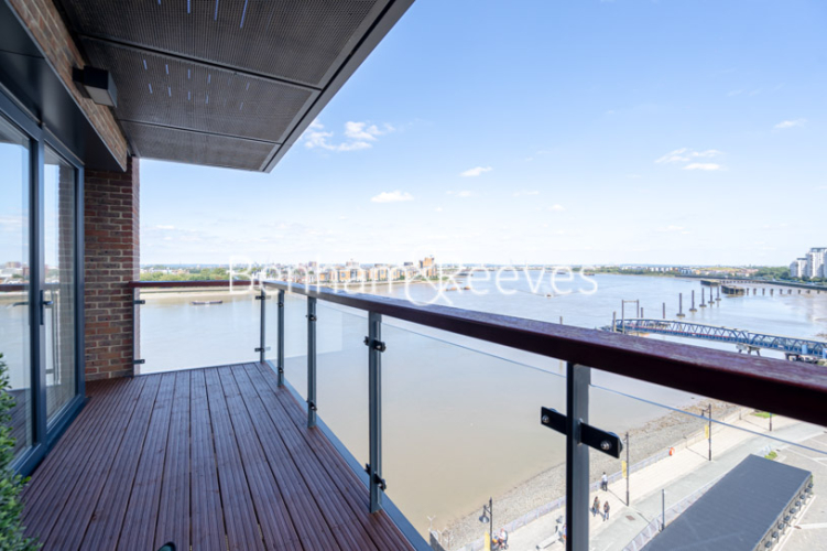 2  bedrooms flat to rent in Duke of Wellington Avenue, Royal Arsenal Riverside, SE18-image 15